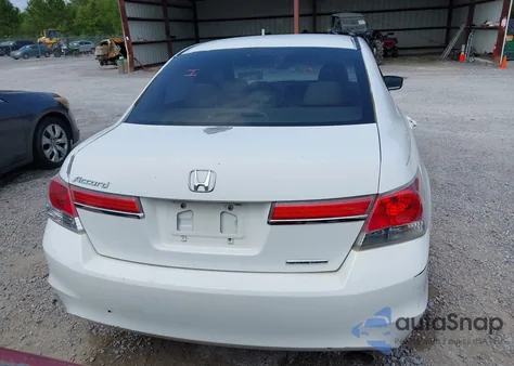 2011 Honda Accord 2.4 Se z USA, uszkodzony, nr VIN 1HGCP2F60BA017072